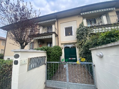 Foto Appartamento in Via Correggio 6, Solignano Rubbiano di 86 m²