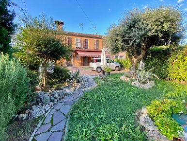 Foto Villa bifamiliare in Via Marco Polo, Guarda Veneta di 190 m²