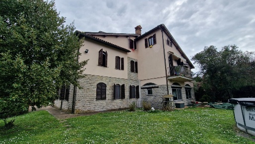 Foto Villa unifamiliare in Strada Provinciale 55 Km 4.8, Porano di 500 m²