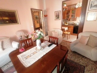 Foto Villa singola in VIA LONGARI PONZONE 17/19, Rivarolo del Re ed Uniti