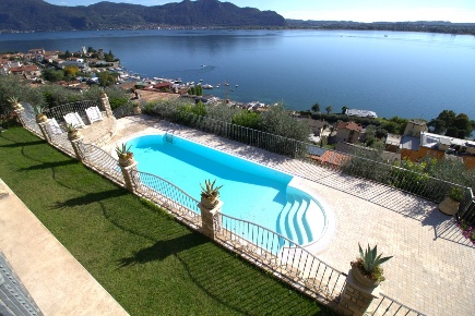 Foto Villa singola in Via Calchera 12, Predore di 480 m² in vendita