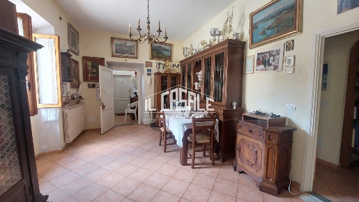 Foto Appartamento a San Godenzo Centro di 100 m² con 4 locali in vendita