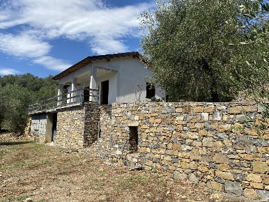 Foto Villa unifamiliare in località Ruggio, Diano San Pietro Centro