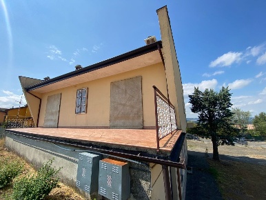 Foto Villa bifamiliare a Colli Verdi in vendita
