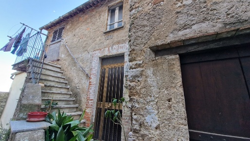 Foto Appartamento in Via Sasso Glorioso 21, Lugnano in Teverina di 90 m²