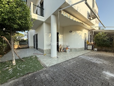 Foto Appartamento a Montauro Calalunga Pietragrande di 110 m² con 4 locali