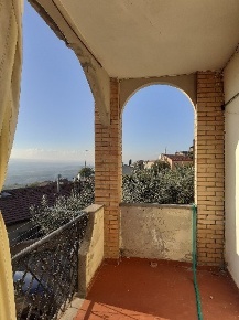 Foto Appartamento in piazza giuseppe garibaldi, Montecchio Centro di 140 m²