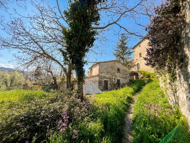 Foto Villa singola in Via Sarsinate 28, Talamello di 115 m² con 5 locali
