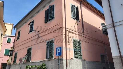 Foto Appartamento in Piazza del Popolo, Riparbella di 55 m² con 2 locali