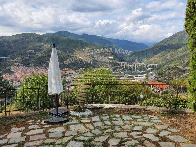 Foto Villa bifamiliare in Strada Provinciale 20, Castellaro di 250 m²