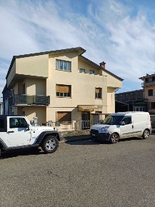 Foto Appartamento a Solignano di 110 m² con 5 locali in vendita