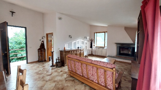Foto Appartamento a San Godenzo Centro di 80 m² con 4 locali in vendita
