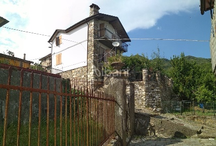 Foto Villa singola a Calice al Cornoviglio Villagrossa di 110 m² in vendita