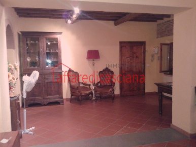 Foto Appartamento a Chianni di 130 m² con 6 locali in vendita