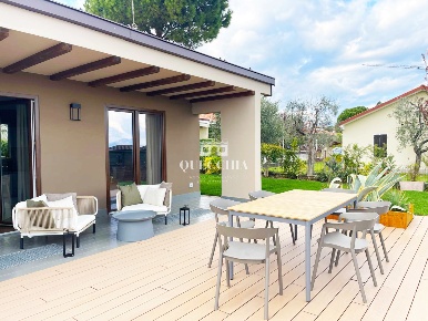 Foto Villa bifamiliare in via Repubblica, Soiano del Lago di 135 m²