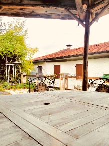 Foto Appartamento in SP20 17, Tresana di 100 m² con 5 locali in vendita