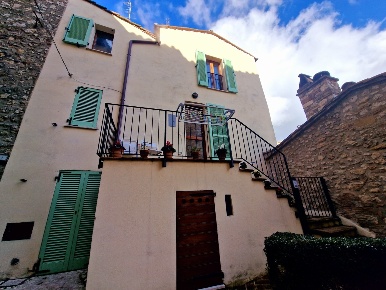 Foto Appartamento in Via della Loggia, Lugnano in Teverina di 90 m²