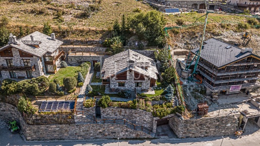 Foto Appartamento in Frazione Montroz, Cogne di 124 m² con 4 locali