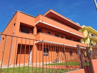 Foto Appartamento in Strada provinciale, Giove di 85 m² con 4 locali