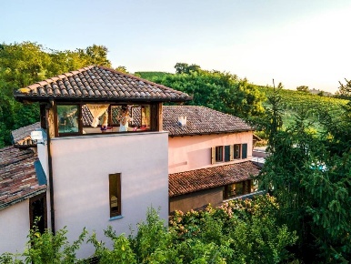 Foto Villa unifamiliare in Frazione Garbazzola, Calamandrana Centro