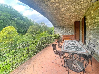 Foto Appartamento a Tresana Barbarasco di 77 m² con 4 locali in vendita