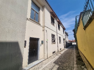 Foto Appartamento in Via San Bartolomeo, Montefusco di 100 m² con 5 locali