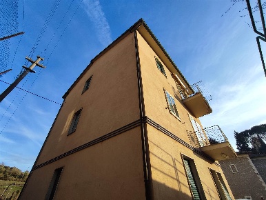 Foto Appartamento in VIA SALIMBENI  2, Trequanda Petroio di 70 m²