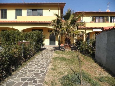Foto Appartamento a Castellina Marittima in vendita
