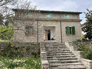 Foto Villa unifamiliare in SP27 37, Aggius di 190 m² con 5 locali