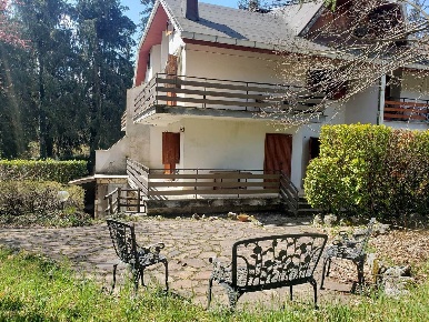 Foto Villa unifamiliare a Arcinazzo Romano di 200 m² con 10 locali