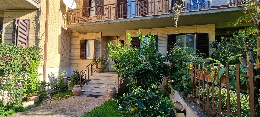 Foto Villa a schiera in via scoccia, Castelnuovo di Farfa di 132 m²