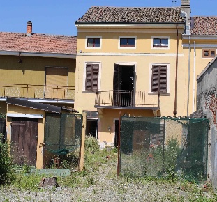 Foto Case semi ndipendenti in via San Pietro  4, Desana di 120 m²