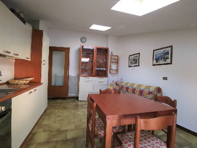 Foto Appartamento in Via Gulielmo Marconi, Caiolo di 85 m² con 3 locali