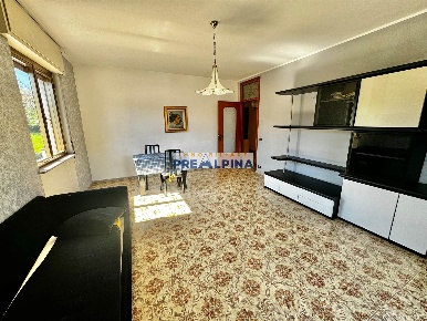 Foto Appartamento in Via Bonfanti 10, Colzate Centro di 100 m² con 3 locali