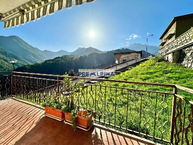 Foto Appartamento in Via Monsignor Guerinoni, Gorno Villassio di 97 m²