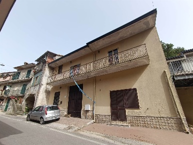Foto Appartamento in Roma 44, Pontelatone Treglia di 120 m² con 4 locali
