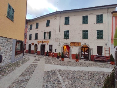 Foto Appartamento in Piazza del mercato 10, Santo Stefano d'Aveto Centro