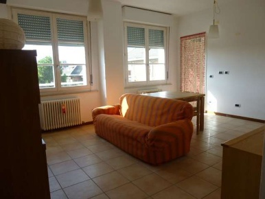 Foto Appartamento in Via Guglielmo Zuelli, Forlì Musicisti di 75 m²