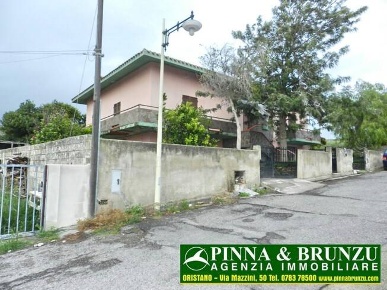 Foto Villa unifamiliare in VICOLO UMBERTO I, Narbolia di 174 m² in vendita