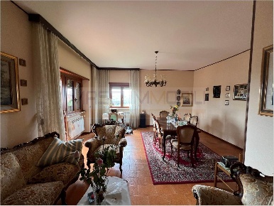 Foto Appartamento a Civitella San Paolo di 90 m² con 3 locali in vendita