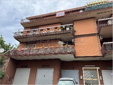 Foto Appartamento a Civitella San Paolo di 90 m² con 3 locali in vendita
