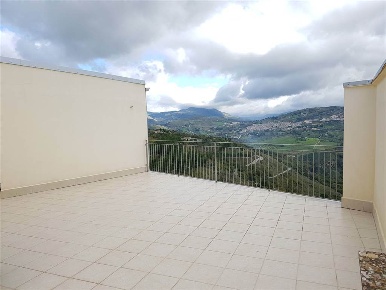 Foto Appartamento in VIA PRINCIPE COLONNA 87/89, Giuliana di 130 m²