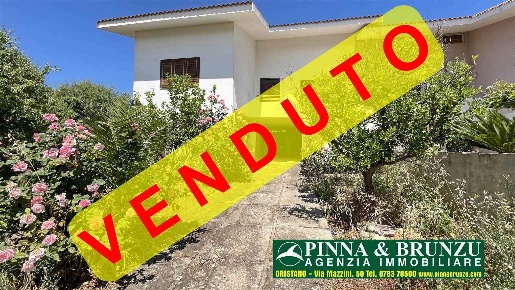 Foto Villa a schiera a Narbolia di 100 m² con 4 locali in vendita