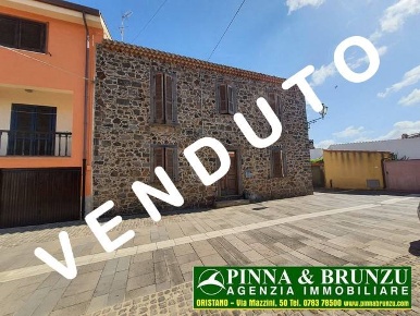 Foto Villa unifamiliare in VIA GRAZIA DELEDDA, Narbolia di 150 m²