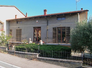Foto Villa a schiera a Trequanda di 178 m² con 15 locali in vendita