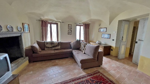 Foto Appartamento in BIGIOTTI, Buglio in Monte Centro di 84 m² con 4 locali