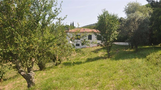 Foto Villa unifamiliare in Via dei Giardini, Castellina Marittima