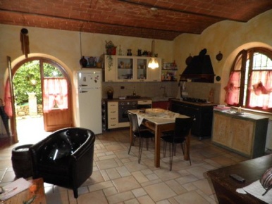 Foto Appartamento a Riparbella di 85 m² con 3 locali in vendita