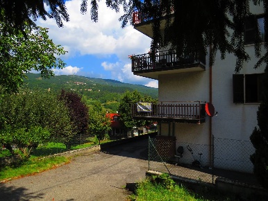 Foto Appartamento in Via Marconi, Ferriere Centro di 80 m² con 3 locali