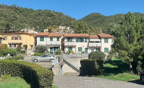 Foto Appartamento in Via Roma, Castellina Marittima in vendita